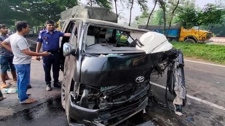 মিরসরাইয়ে সড়ক দুর্ঘটনায় পুলিশ পরিদর্শক নিহত মিরসরাইয়ে সড়ক দুর্ঘটনায় পুলিশ পরিদর্শক নিহত