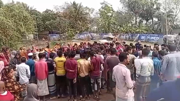 ওমরাহ্ করতে বেরিয়ে লাশ হয়ে বাড়ি ফিরলেন ২ নারী ওমরাহ্ করতে বেরিয়ে লাশ হয়ে বাড়ি ফিরলেন ২ নারী