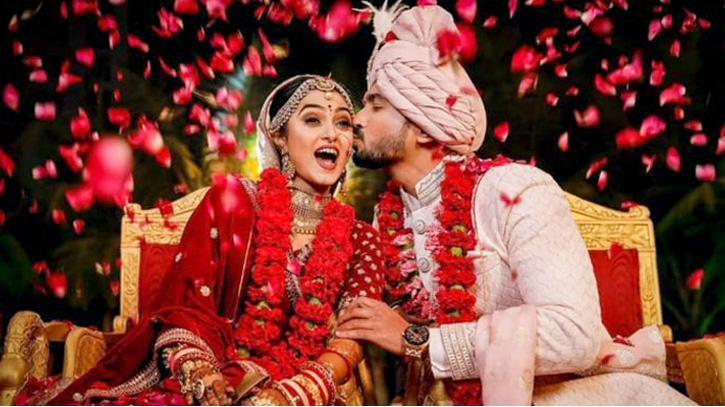 যে পাঁচ সুবিধার কারণে শীতে বিয়ে করবেন যে পাঁচ সুবিধার কারণে শীতে বিয়ে করবেন