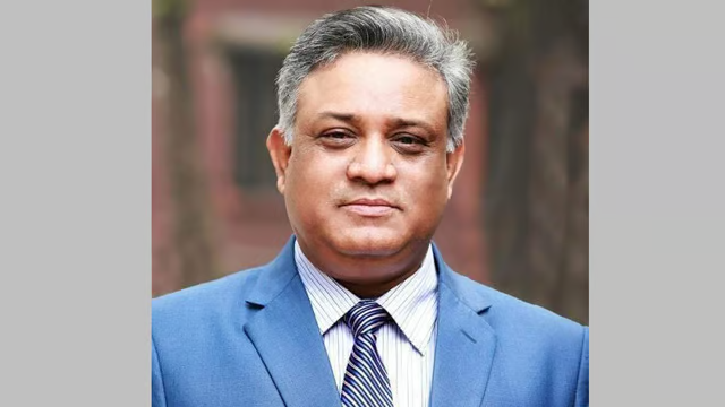 বিশ্ববিদ্যালয় ভর্তি পরীক্ষা ঘিরে প্রতারক চক্র সক্রিয়: ঢাবি ভিসি
