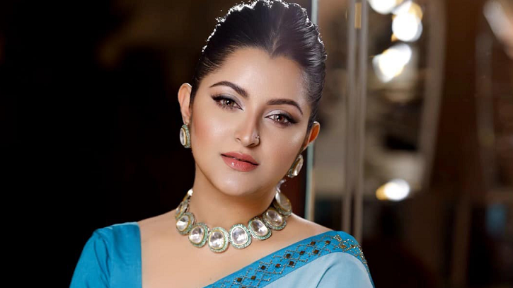 সিসিএলে না যাওয়ার কারণ জানালেন পরীমণি সিসিএলে না যাওয়ার কারণ জানালেন পরীমণি