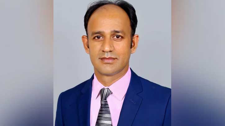 ব্যারিস্টার সুমনের কাছে বিধ্বস্ত বিমান প্রতিমন্ত্রী ব্যারিস্টার সুমনের কাছে বিধ্বস্ত বিমান প্রতিমন্ত্রী