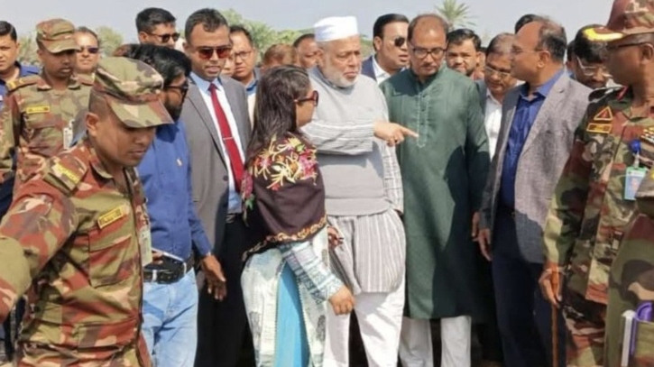 চট্টগ্রাম-সন্দ্বীপ রুটে ফেরি চলবে ১০ মার্চ থেকে: সড়ক উপদেষ্টা চট্টগ্রাম-সন্দ্বীপ রুটে ফেরি চলবে ১০ মার্চ থেকে: সড়ক উপদেষ্টা