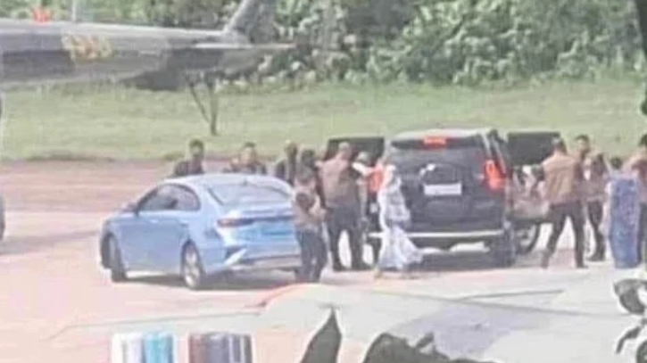 যেভাবে দেশ ছাড়লেন শেখ হাসিনা যেভাবে দেশ ছাড়লেন শেখ হাসিনা