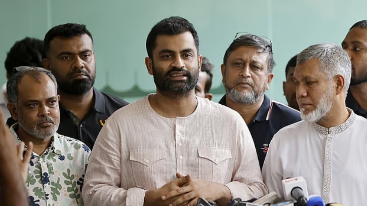 ক্রিকেটের আগে ইলেকশনের ফিক্সিং বন্ধ করেন: তামিম ইকবাল 