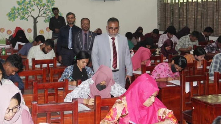ইবিতে ‘বি’ ইউনিটে উপস্থিতি হার ৯৬.৩৫ শতাংশ ইবিতে ‘বি’ ইউনিটে উপস্থিতি হার ৯৬.৩৫ শতাংশ