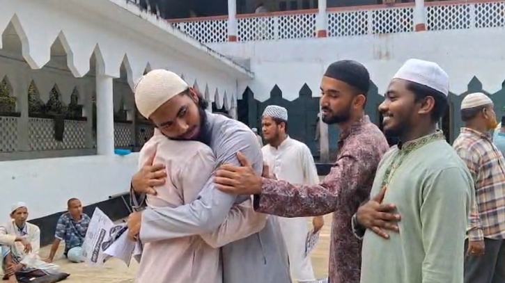বন্ধ ক্যাম্পাসেও চলছে চাকসু নির্বাচনের প্রচারণা, অনেকের বিরুদ্ধে আচরণবিধি ভাঙার অভিযোগ