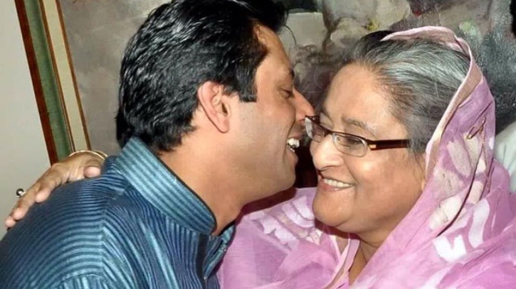 শেখ হাসিনা-জয়ের বিরুদ্ধে ইন্টারপোলে রেড অ্যালার্ট জারি করতে দুদকের চিঠি