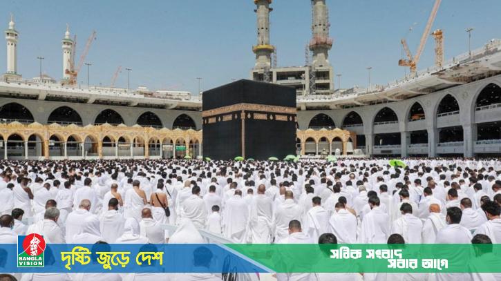 ওমরাহর নিয়মে ব্যাপক কড়াকড়ি, মানতে হবে যে ১০ নির্দেশনা