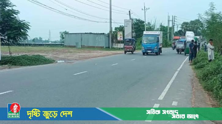 টাঙ্গাইলে সড়ক দুর্ঘটনায় দুই নির্মাণ শ্রমিক নিহত