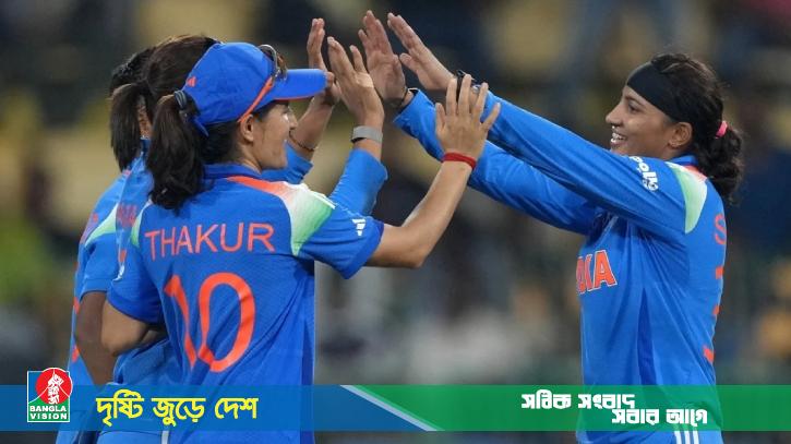 এবার পাকিস্তানি নারী ক্রিকেট দলকে হারালো ভারত