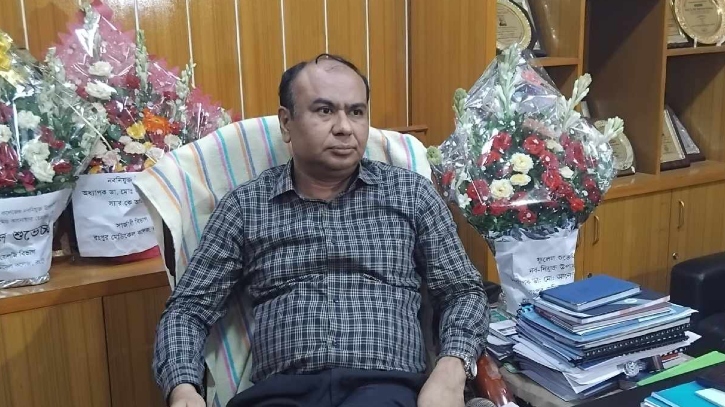 ওএসডি হলেন রংপুর মেডিকেল কলেজের বিতর্কিত অধ্যক্ষ মাহফুজার রহমান ওএসডি হলেন রংপুর মেডিকেল কলেজের বিতর্কিত অধ্যক্ষ মাহফুজার রহমান
