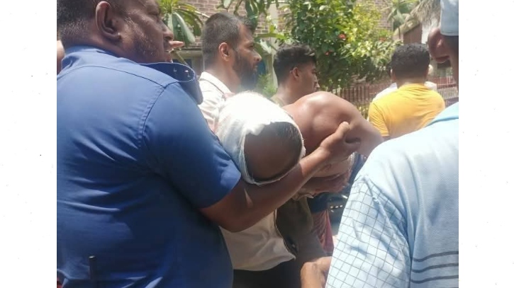 মোংলায় ধারালো অস্ত্রের আঘাতে যুবদলকর্মী আহত মোংলায় ধারালো অস্ত্রের আঘাতে যুবদলকর্মী আহত