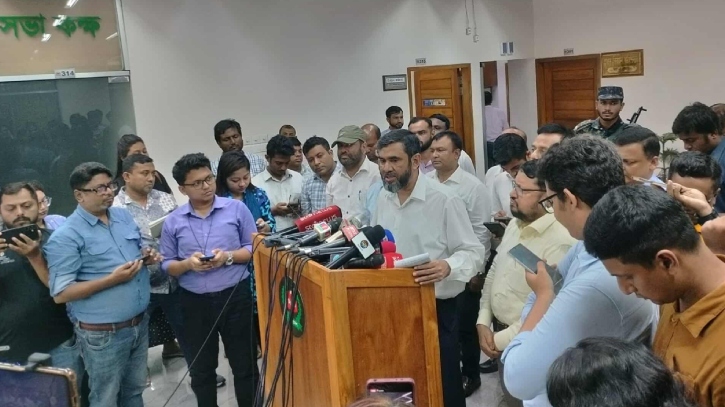 অনিয়মের অভিযোগে পুরো আসনের ভোট বাতিলের ক্ষমতা চেয়েছে ইসি অনিয়মের অভিযোগে পুরো আসনের ভোট বাতিলের ক্ষমতা চেয়েছে ইসি