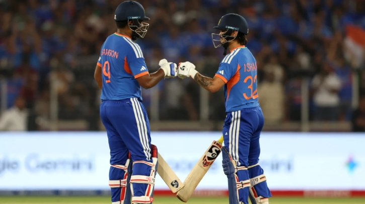 শিরোপা জয়ের লড়াইয়ে নিউজিল্যান্ডকে বড় টার্গেট দিলো ভারত শিরোপা জয়ের লড়াইয়ে নিউজিল্যান্ডকে বড় টার্গেট দিলো ভারত