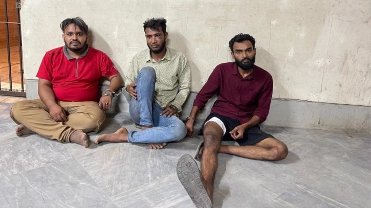 ছুরিকাঘাতে ঢাবি শিক্ষার্থী সাম্য নিহতের ঘটনায় গ্রেফতার ৩ ছুরিকাঘাতে ঢাবি শিক্ষার্থী সাম্য নিহতের ঘটনায় গ্রেফতার ৩