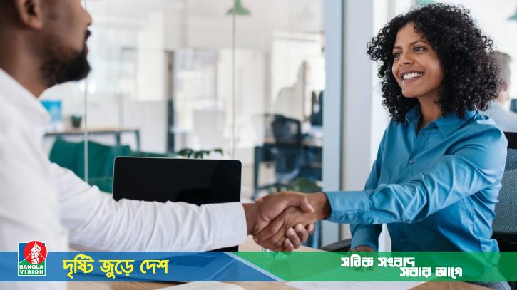 অ্যাসিস্ট্যান্ট ম্যানেজার নেবে আড়ং