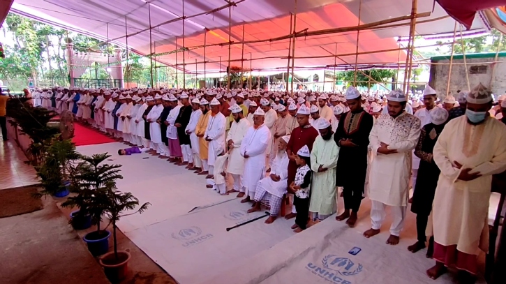 চট্টগ্রামের বিভিন্ন উপজেলার ৬০ গ্রামে ঈদুল আজহা উদযাপন চট্টগ্রামের বিভিন্ন উপজেলার ৬০ গ্রামে ঈদুল আজহা উদযাপন