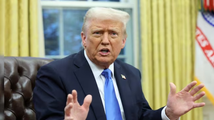 যুক্তরাষ্ট্রে অভিবাসন প্রত্যাশীদের স্বপ্নভঙ্গের ব্যবস্থা আরও পাকাপোক্ত করলেন ট্রাম্প যুক্তরাষ্ট্রে অভিবাসন প্রত্যাশীদের স্বপ্নভঙ্গের ব্যবস্থা আরও পাকাপোক্ত করলেন ট্রাম্প