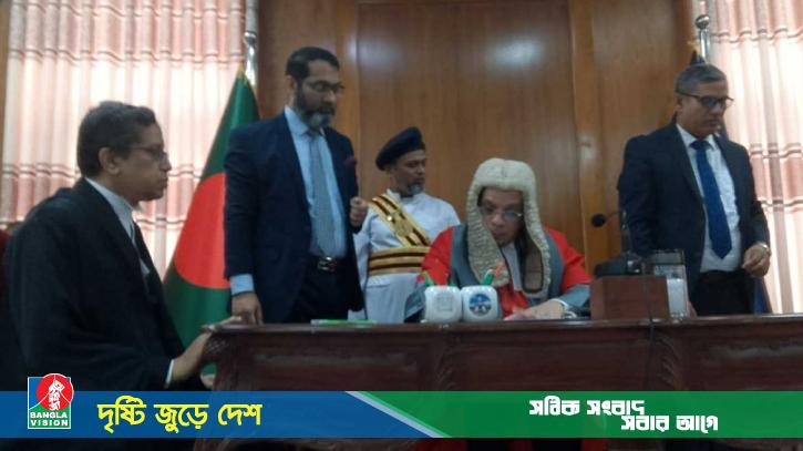 হাইকোর্টে নবনিযুক্ত ২৫ বিচারপতির শপথ অনুষ্ঠিত