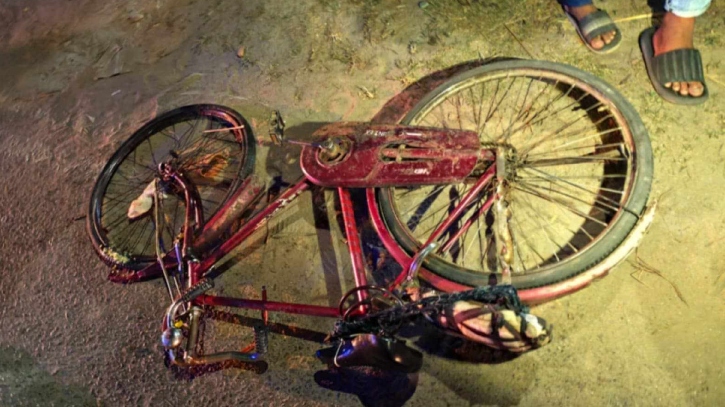 রাজবাড়ীতে ট্রাকচাপায় শিশু নিহত রাজবাড়ীতে ট্রাকচাপায় শিশু নিহত