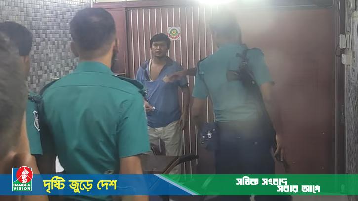 ডাকসুর ভিপিপ্রার্থী জালালের বিরুদ্ধে হত্যাচেষ্টার অভিযোগে মামলা