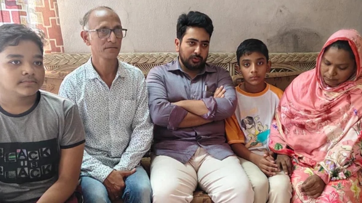 নিহত ৮০০ জনের নাম পাওয়া গেছে, তালিকা হচ্ছে: উপদেষ্টা নাহিদ নিহত ৮০০ জনের নাম পাওয়া গেছে, তালিকা হচ্ছে: উপদেষ্টা নাহিদ