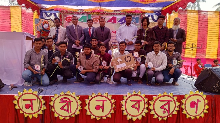 সাতক্ষীরা সরকারি উচ্চ বিদ্যালয়ে নবীণ বরণ ও কৃতি শিক্ষার্থী সংবর্ধনা সাতক্ষীরা সরকারি উচ্চ বিদ্যালয়ে নবীণ বরণ ও কৃতি শিক্ষার্থী সংবর্ধনা