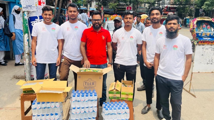 এসএসসি পরিক্ষার্থীদের পাশে উত্তরা পশ্চিম থানা ছাত্রদল