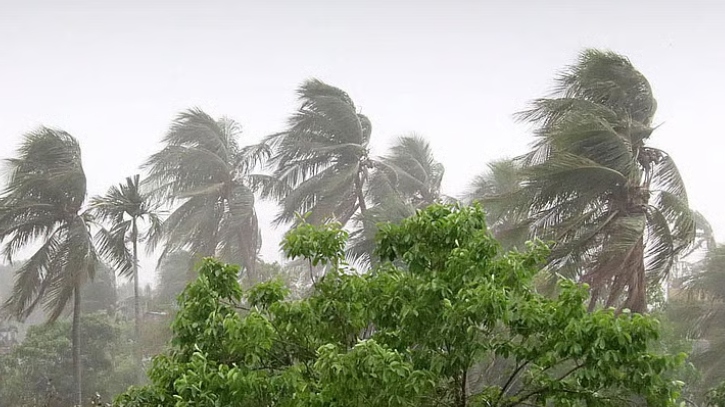 দুপুরের মধ্যে ৮০ কি.মি. বেগে ঝড়ের শঙ্কা যেসব অঞ্চলে দুপুরের মধ্যে ৮০ কি.মি. বেগে ঝড়ের শঙ্কা যেসব অঞ্চলে