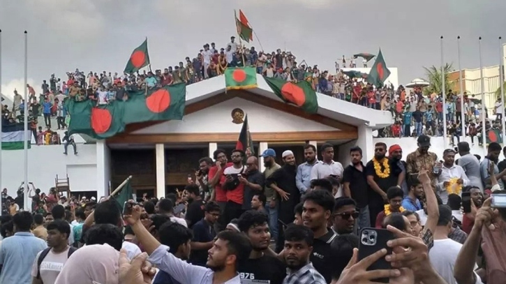 ঐতিহাসিক ৫ আগস্ট: গণঅভ্যুন্থানে স্বৈরশাসক হাসিনার পালানোর দিন আজ