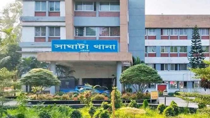 থানায় ঢুকে পুলিশকে ছুরিকাঘাত, পুকুর থেকে হামলাকারীর লাশ উদ্ধার থানায় ঢুকে পুলিশকে ছুরিকাঘাত, পুকুর থেকে হামলাকারীর লাশ উদ্ধার