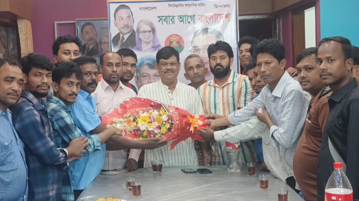 আ. লীগ সবসময় ভিন্ন ধর্মাবলম্বী ও শ্রমিকদের অসৎ উদ্দেশ্যে ব্যবহার করেছে: রহমাতুল্লাহ আ. লীগ সবসময় ভিন্ন ধর্মাবলম্বী ও শ্রমিকদের অসৎ উদ্দেশ্যে ব্যবহার করেছে: রহমাতুল্লাহ