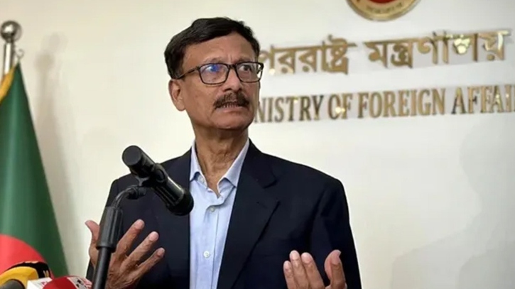 দেশে ফেরার সিদ্ধান্ত তারেক রহমানের একান্তই নিজের: পররাষ্ট্র উপদেষ্টা দেশে ফেরার সিদ্ধান্ত তারেক রহমানের একান্তই নিজের: পররাষ্ট্র উপদেষ্টা