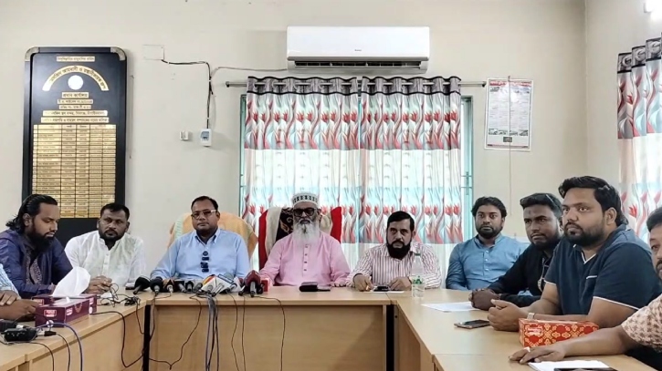 সোনামসজিদ স্থলবন্দরে পেঁয়াজ আমদানিতে সিন্ডিকেট শঙ্কা, আইপি উন্মুক্তের দাবি
