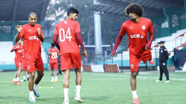 হংকংয়ে ফিরতি ম্যাচ: হামজা-শমিতের সাথে শুরুর একাদশে আছেন জায়ানও হংকংয়ে ফিরতি ম্যাচ: হামজা-শমিতের সাথে শুরুর একাদশে আছেন জায়ানও