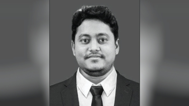 কলেজ থেকে ফেরা হলো না শিক্ষকের, সড়কে গেলো প্রাণ