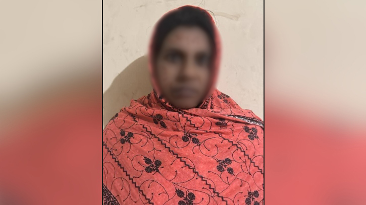 ৮ কুকুরছানা হত্যার মামলায় সেই নিশি রহমানের জামিন মঞ্জুর