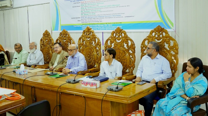 দেশীয় ছত্রাক থেকে জৈব বালাইনাশক উদ্ভাবনে বাকৃবির নতুন গবেষণা