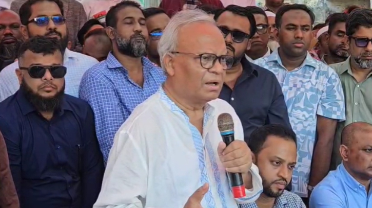 যেসব বিষয়ে গুরুত্ব দেওয়া উচিৎ ছিলো সেসব বিষয়ে কাজ করছে না সরকার: রিজভী