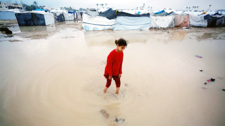 এবার ‘বায়রনে’ বিধ্বস্ত গাজায় অন্তত ১২ জনের প্রাণহানি