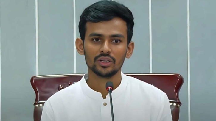 আওয়ামী লীগ ধর্মকে রাজনৈতিক স্বার্থে ব্যবহারের চেষ্টা করেছে: আসিফ মাহমুদ