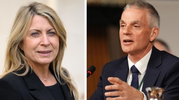 পদত্যাগ করলেন বিবিসির মহাপরিচালক টিম ডেভি এবং বার্তাপ্রধান ডেবোরাহ