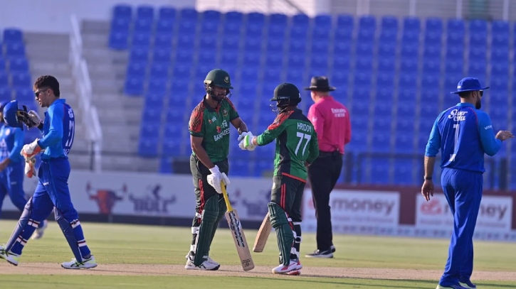 আফগানস্তানকে ২২২ রানের সহজ টার্গেট দিলো বাংলাদেশ আফগানস্তানকে ২২২ রানের সহজ টার্গেট দিলো বাংলাদেশ