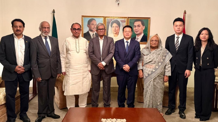 বিএনপির সঙ্গে চীনের রাষ্ট্রদূতের সাক্ষাৎ বিএনপির সঙ্গে চীনের রাষ্ট্রদূতের সাক্ষাৎ