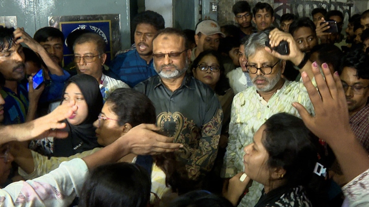 ঢাকা বিশ্ববিদ্যালয়ের আবাসিক হলে ছাত্র রাজনীতি নিষিদ্ধ