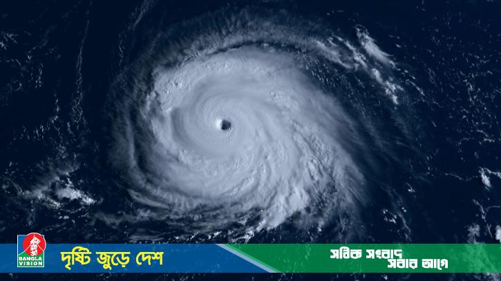 আঘাত হানার দ্বারপ্রান্তে বছরের সবচেয়ে শক্তিশালী টাইফুন