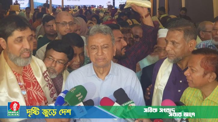 ‘নিউইয়র্কের ঘটনা আ. লীগের ভবিষ্যৎ আরও অনিশ্চিত করেছে’