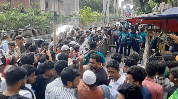 মেট্রোরেল দুর্ঘটনায় বিশেষজ্ঞ কমিটি গঠন, ৩০ দিনে প্রতিবেদন জমার নির্দেশ মেট্রোরেল দুর্ঘটনায় বিশেষজ্ঞ কমিটি গঠন, ৩০ দিনে প্রতিবেদন জমার নির্দেশ