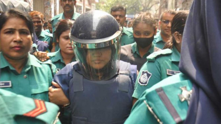 হত্যা মামলায় রিমান্ড শেষে কারাগারে মমতাজ হত্যা মামলায় রিমান্ড শেষে কারাগারে মমতাজ